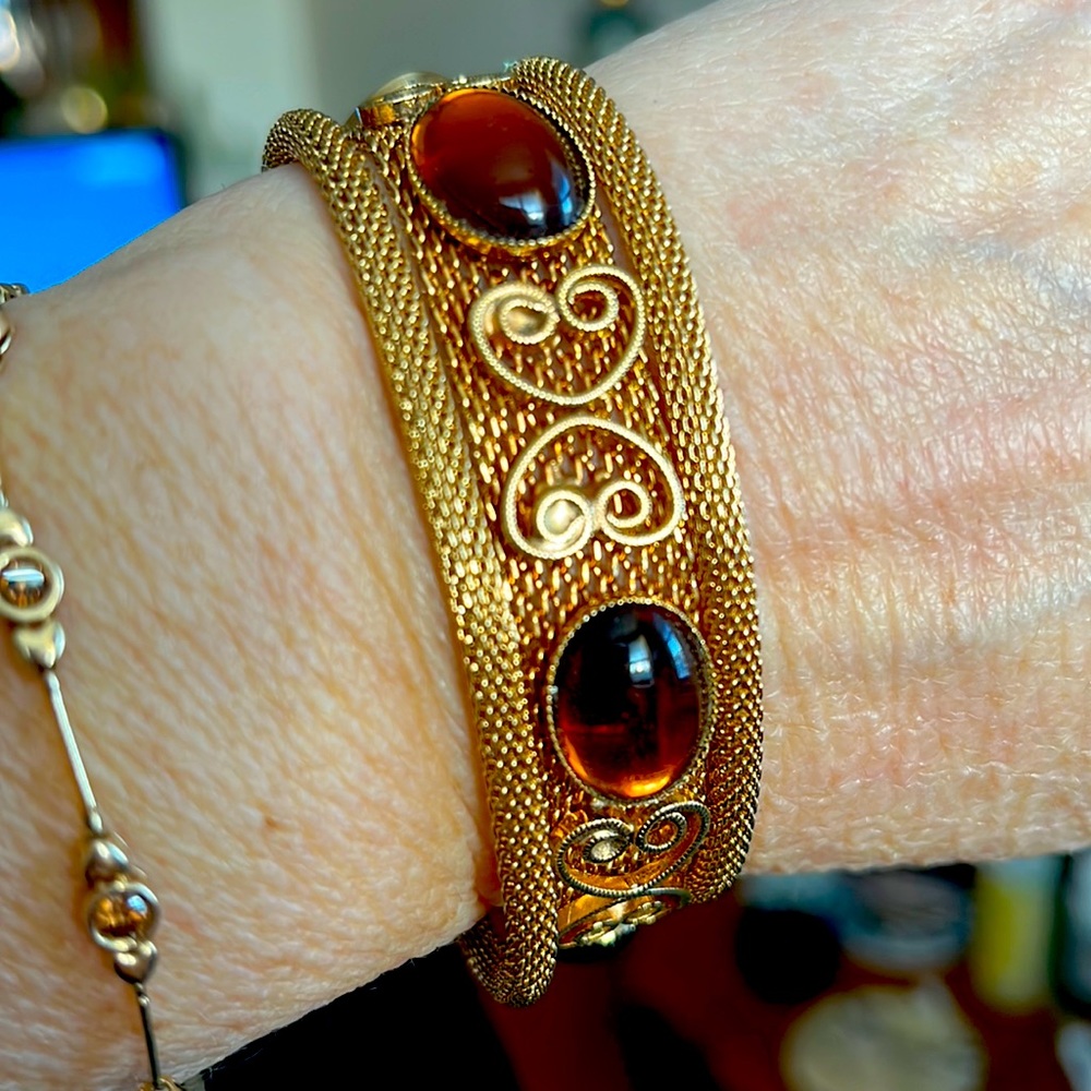 Vintage mesh gold/amber bracelet